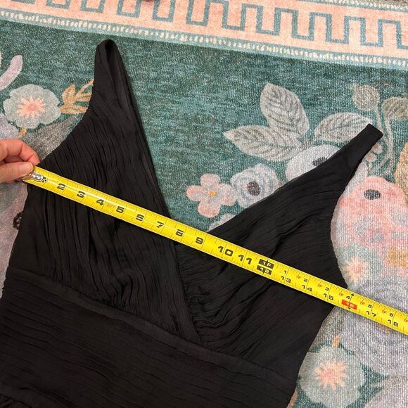 Tadashi Collection midi Dress sz 6 Black Silk Chiffon Pleated Sleeveless v neck - Picture 9 of 15